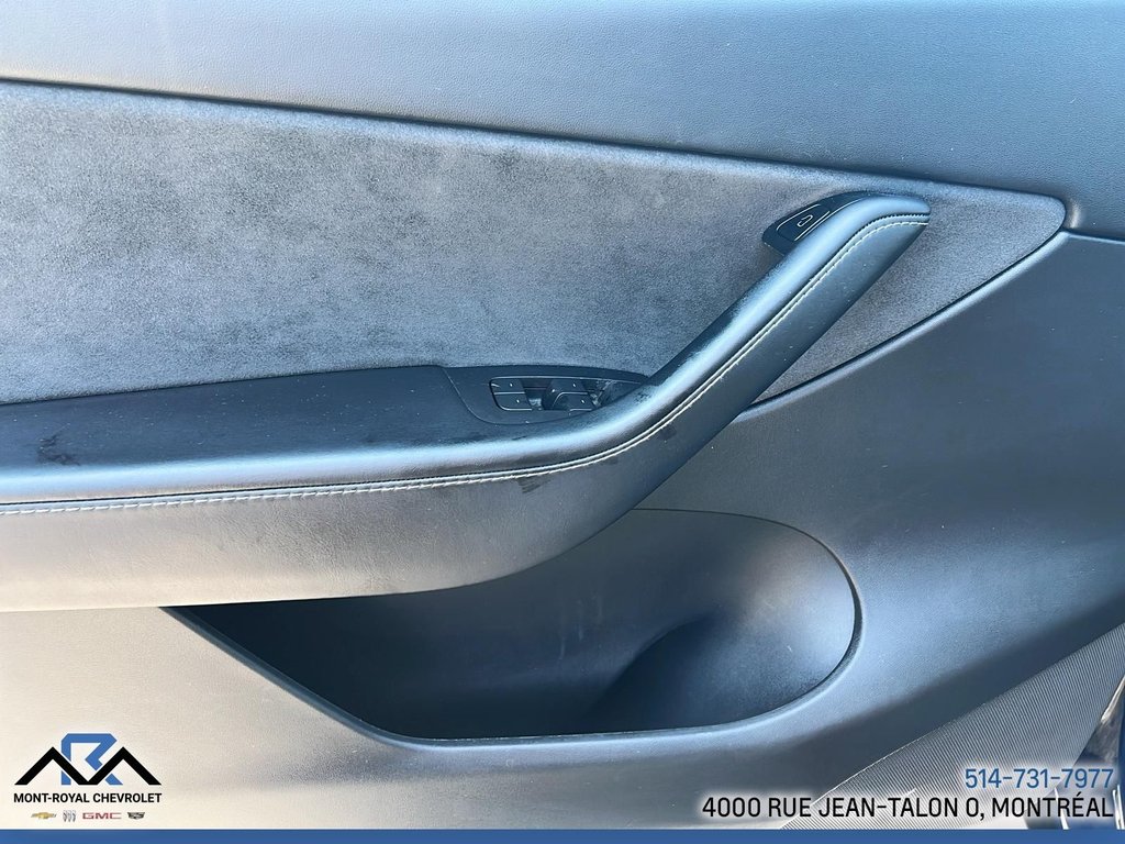 2021 Tesla Model Y Long Range in Montreal, Quebec - 19 - w1024h768px