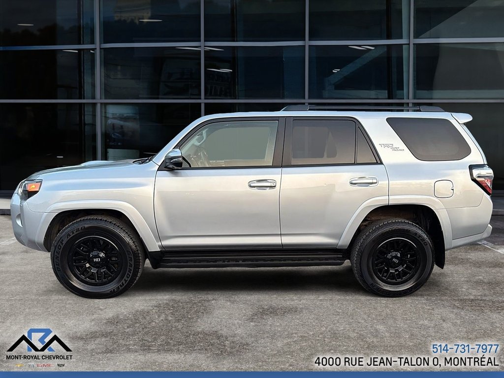 2022 Toyota 4Runner TRD Offroad in Montréal, Quebec - 9 - w1024h768px
