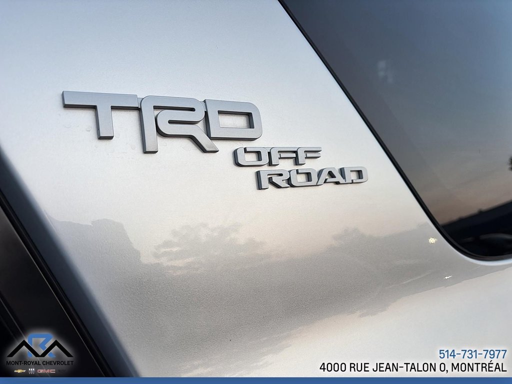 2022 Toyota 4Runner TRD Offroad in Montréal, Quebec - 11 - w1024h768px