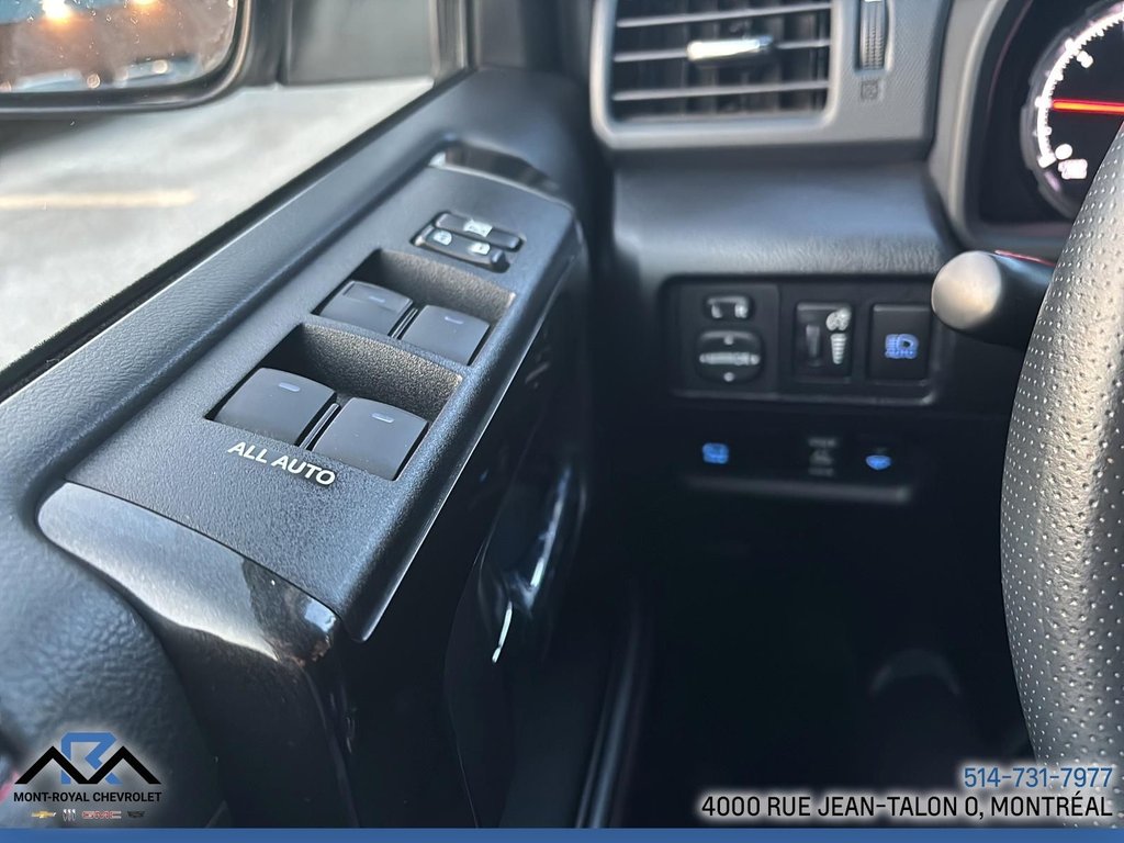 2022 Toyota 4Runner TRD Offroad in Montréal, Quebec - 19 - w1024h768px
