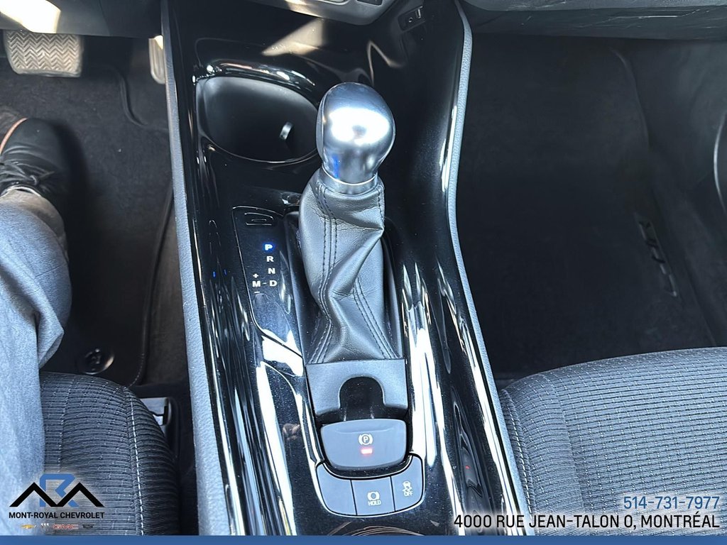 Toyota C-HR XLE Premium 2019 à Montréal, Québec - 21 - w1024h768px