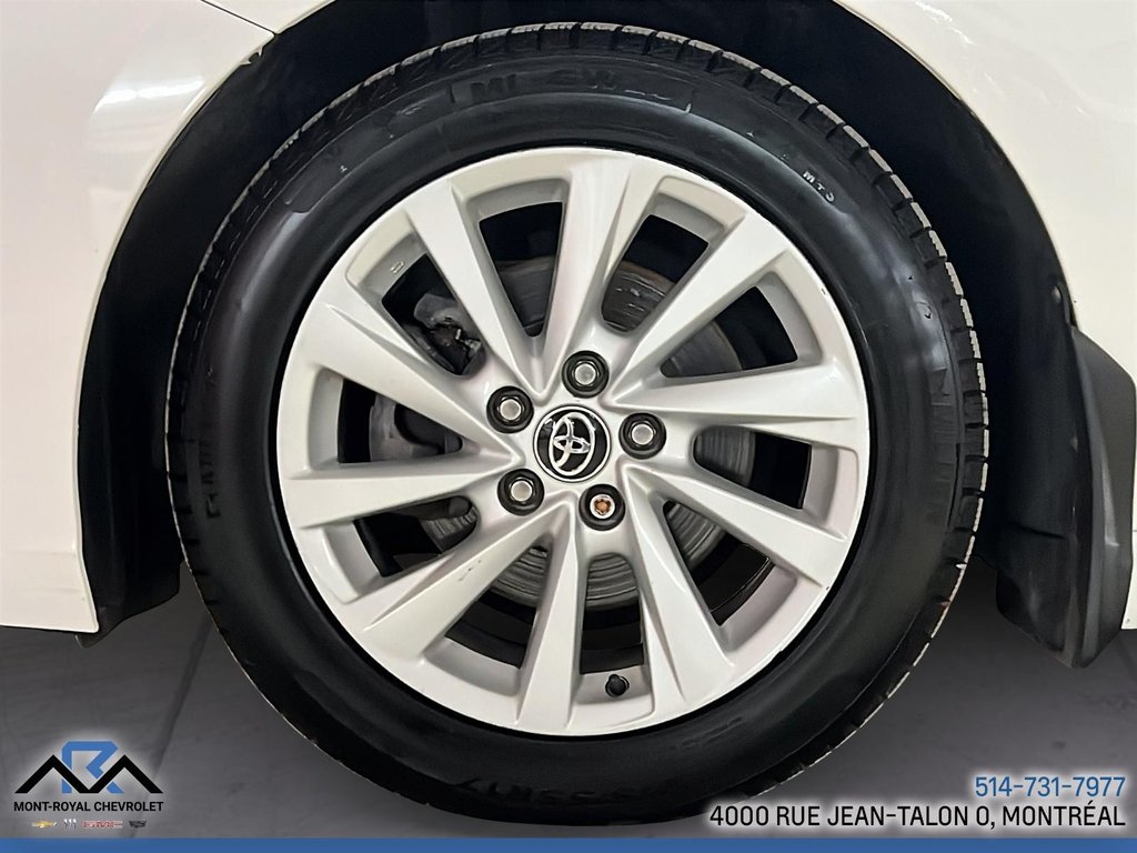 2022 Toyota Camry SE in Montreal, Quebec - 20 - w1024h768px