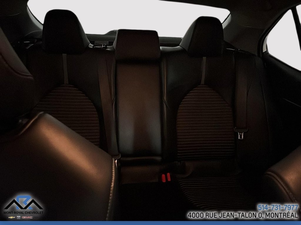 2022 Toyota Camry SE in Montreal, Quebec - 14 - w1024h768px