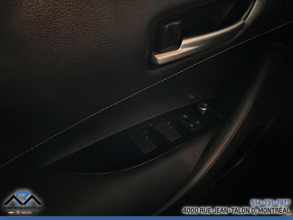 2019 Toyota Corolla Hatchback S in Montréal, Quebec - 25 - w1024h768px