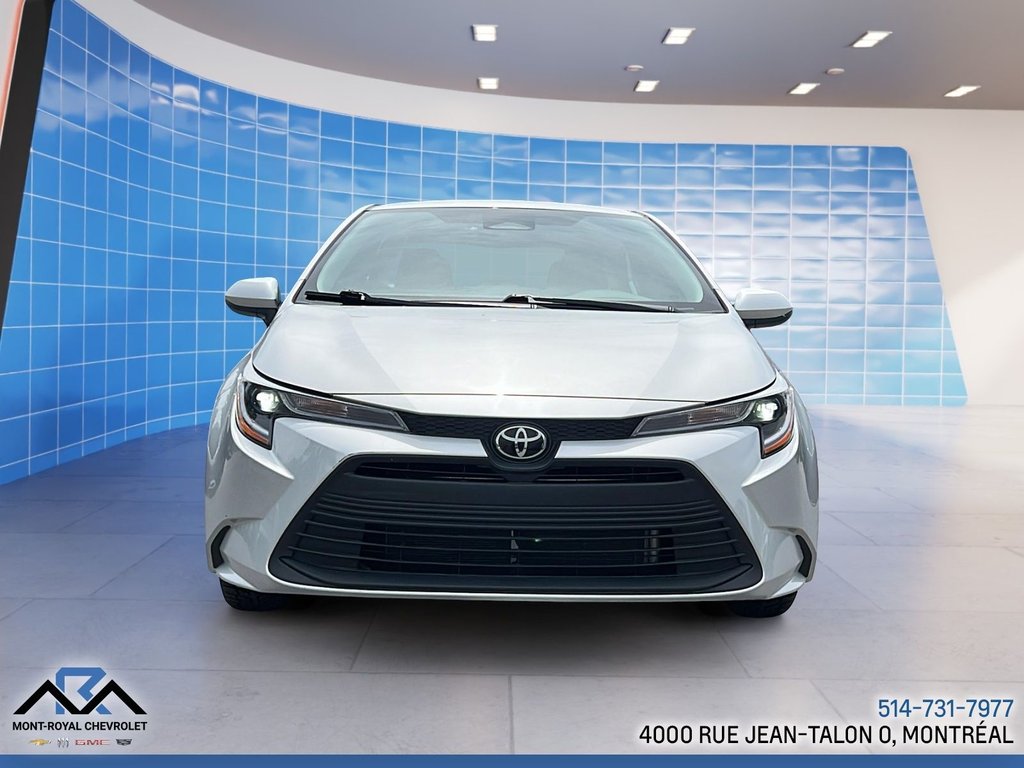 2025 Toyota Corolla LE in Montreal, Quebec - 9 - w1024h768px