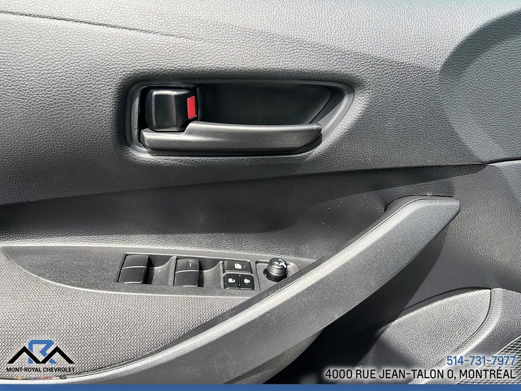 2025 Toyota Corolla LE in Montreal, Quebec - 19 - w1024h768px