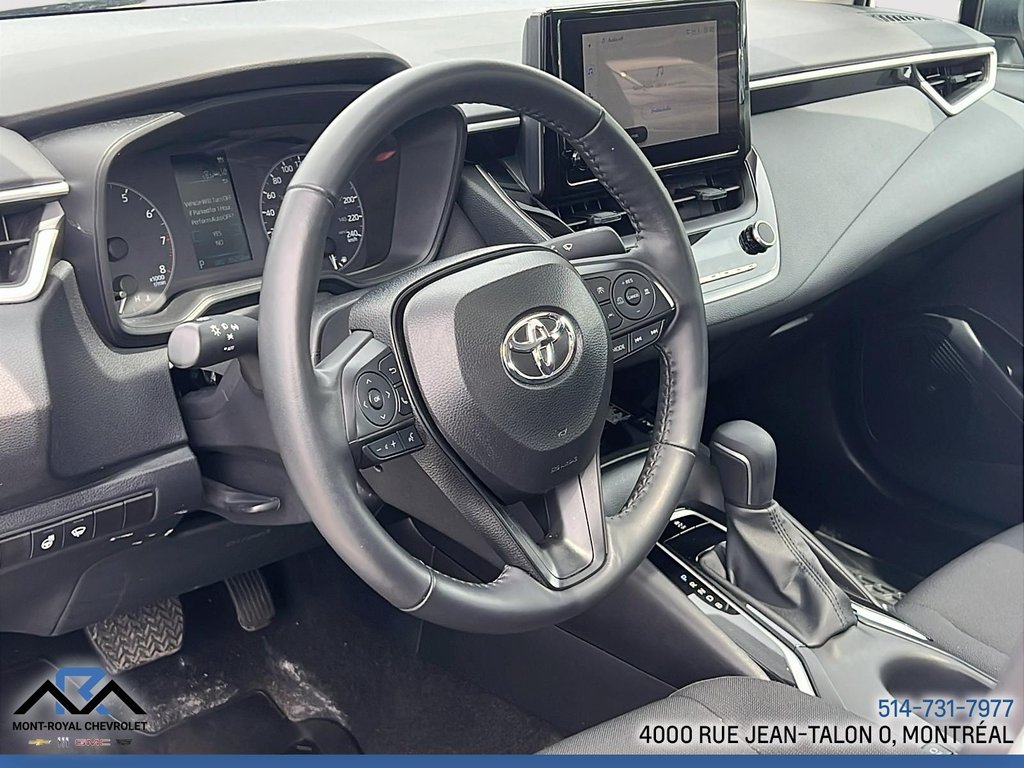 2025 Toyota Corolla LE in Montreal, Quebec - 11 - w1024h768px