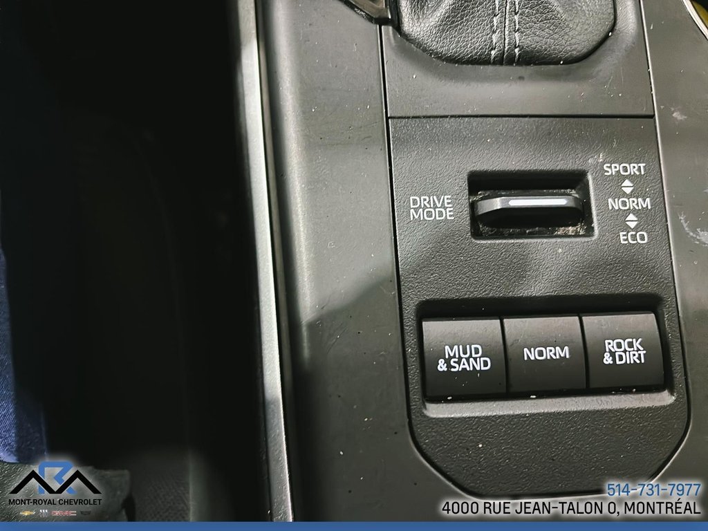 Toyota Highlander  2023 à Montréal, Québec - 38 - w1024h768px