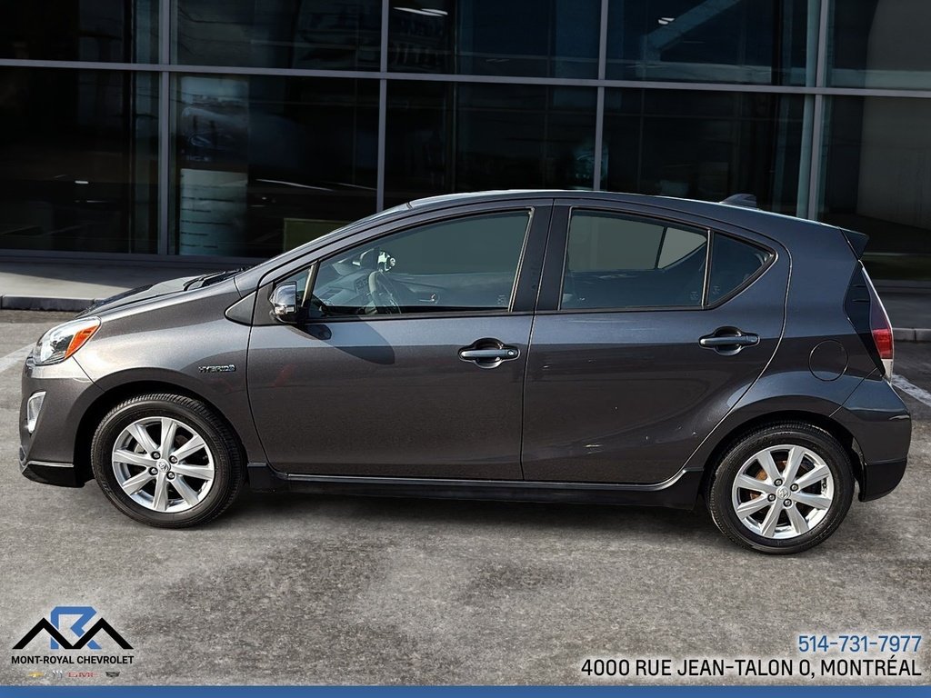 2017 Toyota Prius C in Montreal, Quebec - 5 - w1024h768px