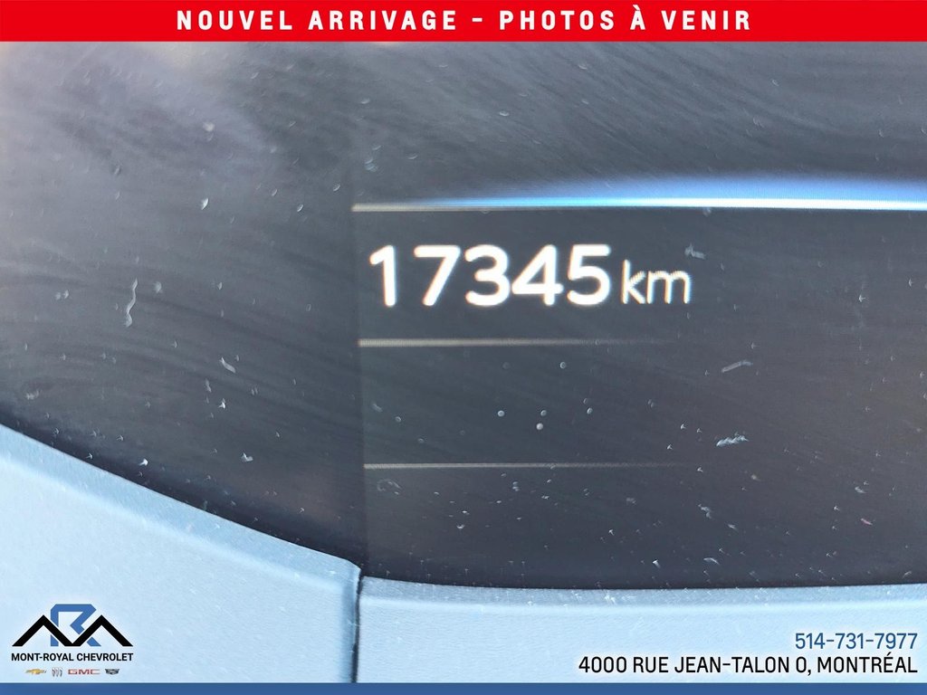 Toyota Prius Plug-in Hybrid XLE 2025 à Montréal, Québec - 3 - w1024h768px