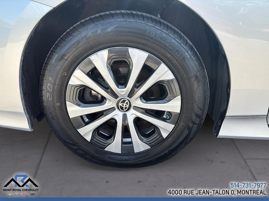 Toyota PRIUS PRIME  2021 à Montréal, Québec - 11 - w1024h768px