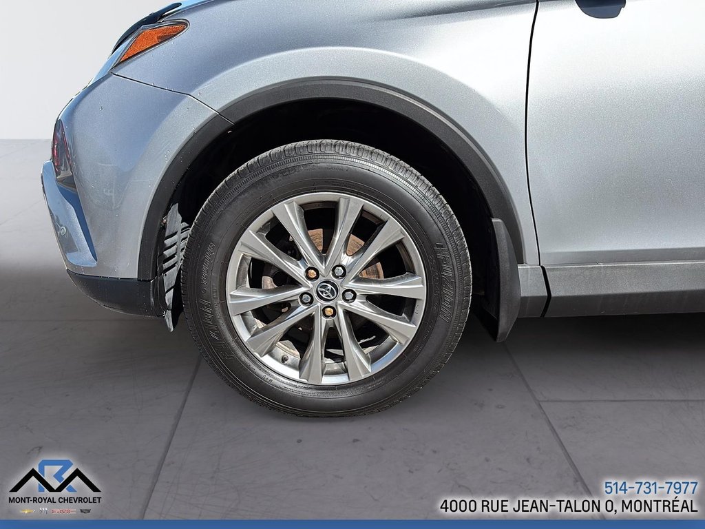 2016 Toyota RAV4 Limited in Montréal, Quebec - 13 - w1024h768px