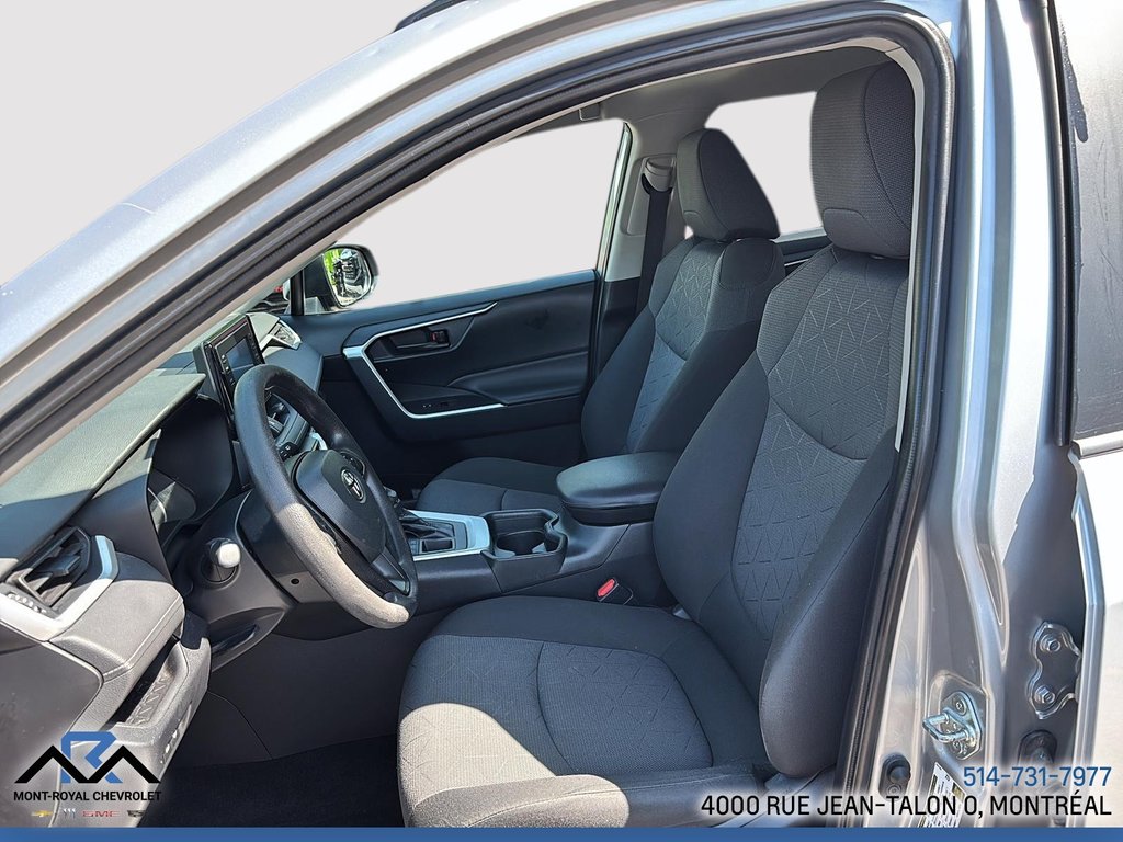 Toyota RAV4 LE 2020 à Montréal, Québec - 8 - w1024h768px