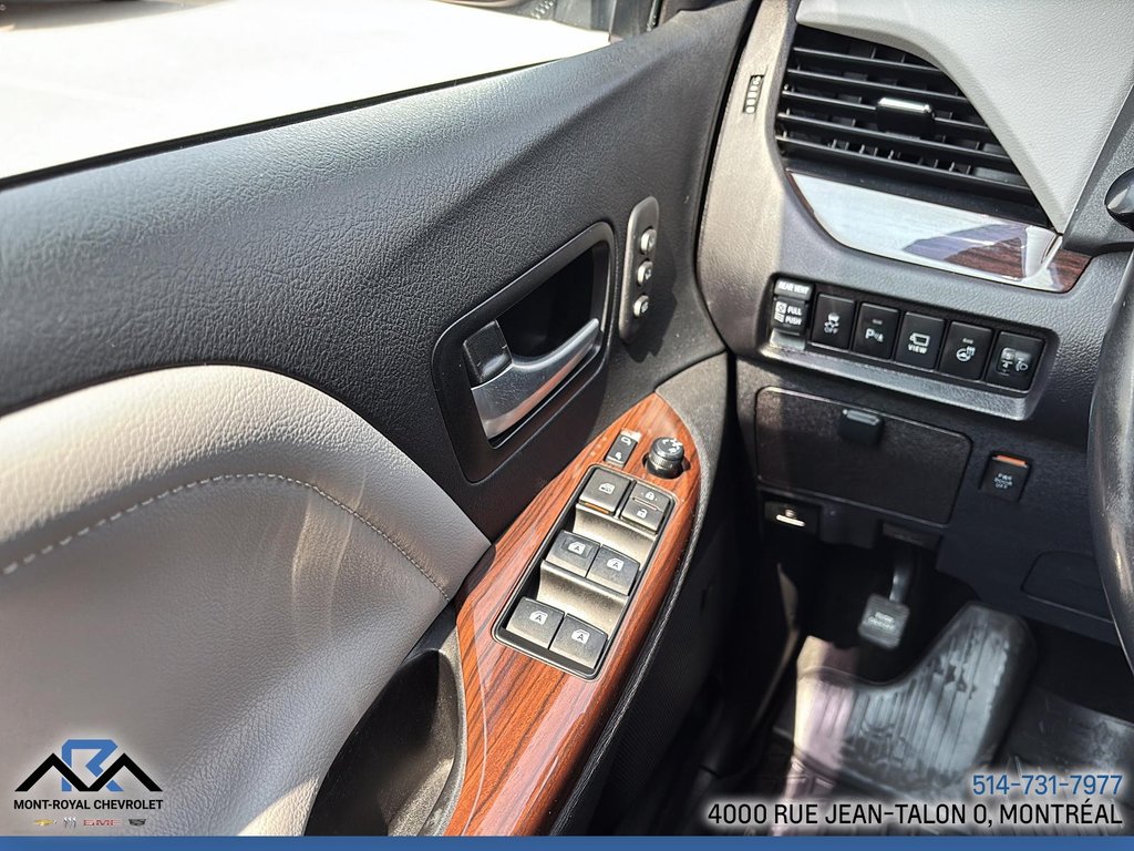 Toyota Sienna XLE 2018 à Montréal, Québec - 11 - w1024h768px