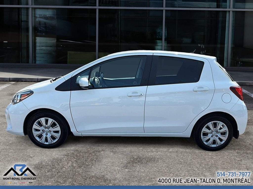 2016 Toyota Yaris LE in Montréal, Quebec - 9 - w1024h768px