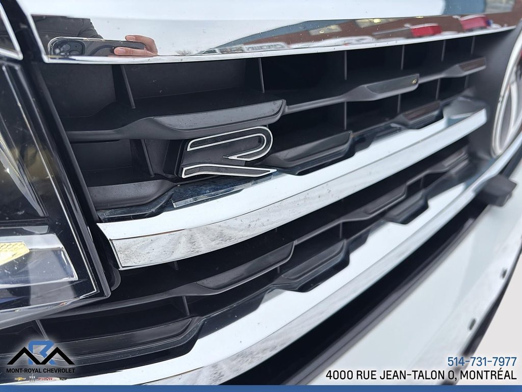 2023 Volkswagen Atlas Cross Sport Execline in Montreal, Quebec - 38 - w1024h768px