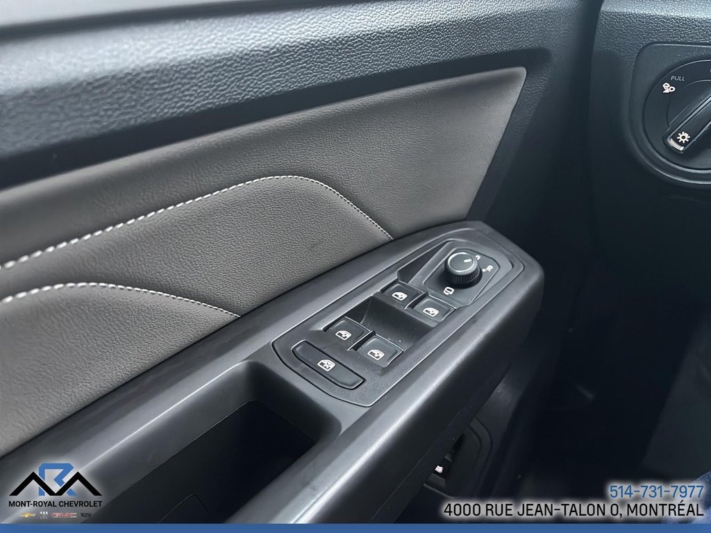 2023 Volkswagen Atlas Cross Sport Execline in Montreal, Quebec - 27 - w1024h768px