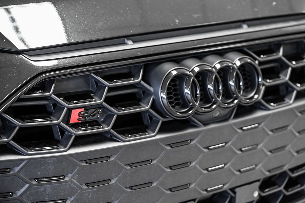 2022 Audi S4 SEDAN in Brossard, Quebec - 6 - w1024h768px