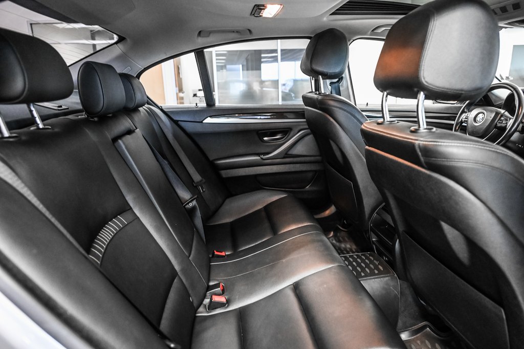 2016 BMW 5 Series in Brossard, Quebec - 30 - w1024h768px