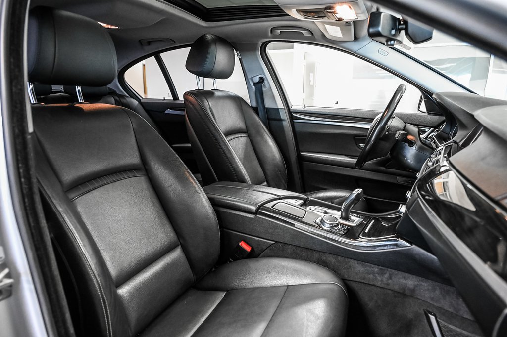 2016 BMW 5 Series in Brossard, Quebec - 37 - w1024h768px