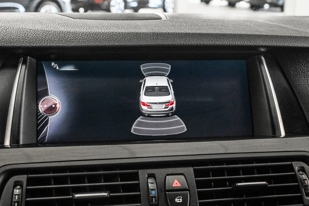 2016 BMW 5 Series in Brossard, Quebec - 28 - w1024h768px