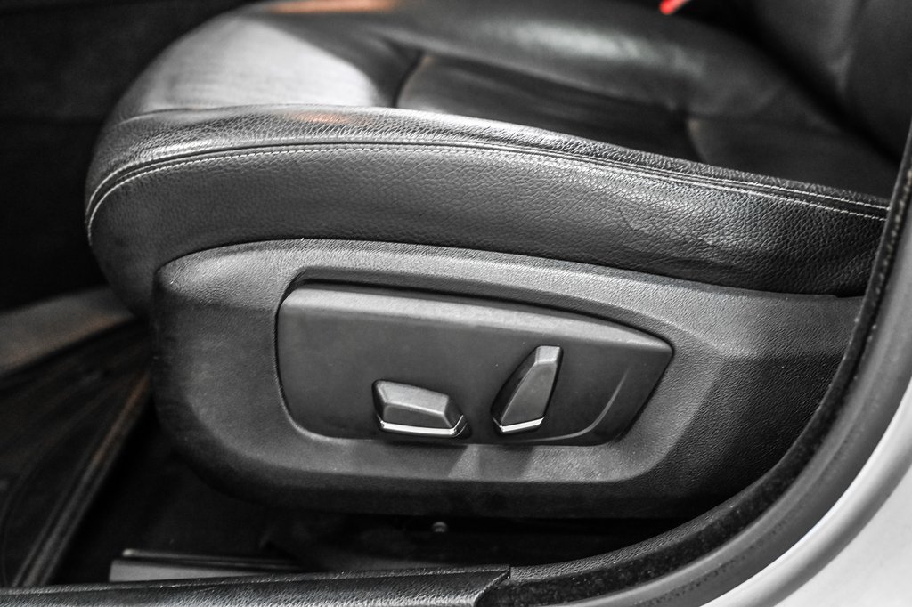 2016 BMW 5 Series in Brossard, Quebec - 21 - w1024h768px