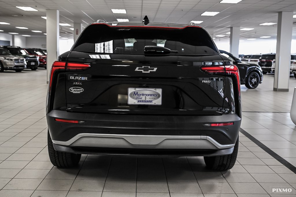 Chevrolet Blazer EV  2024 à Brossard, Québec - 8 - w1024h768px