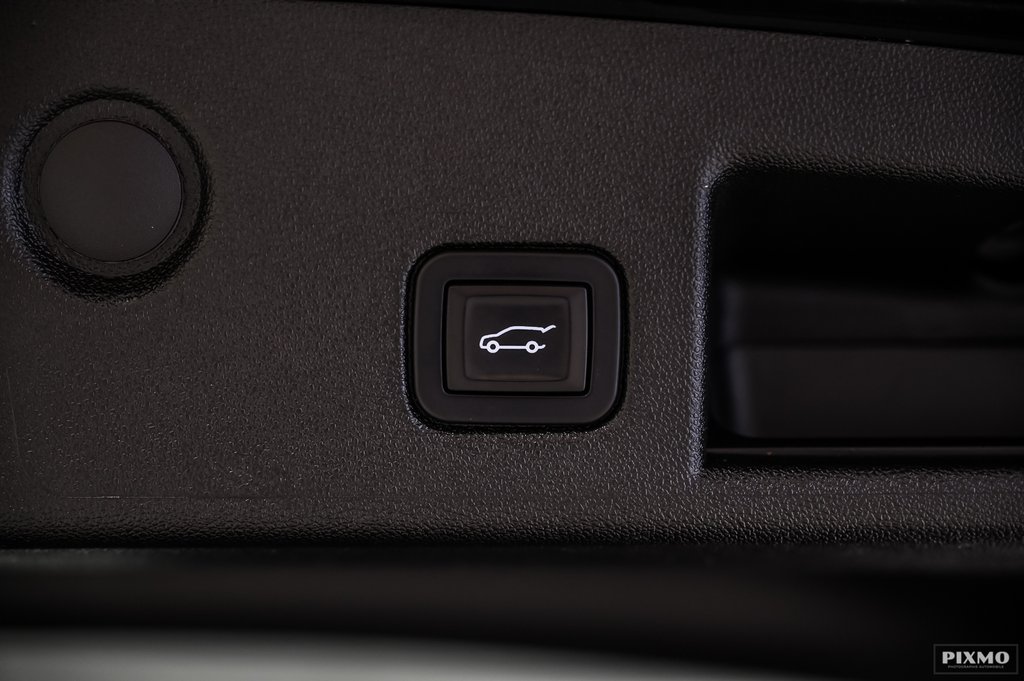 Chevrolet Equinox  2019 à Brossard, Québec - 19 - w1024h768px