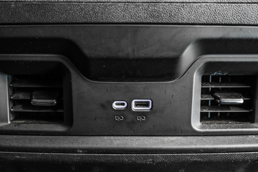 2023 Chevrolet Silverado 1500 RST | V8 5.3L | TOIT | CUIR | Z71 | BOSE in Brossard, Quebec - 37 - w1024h768px