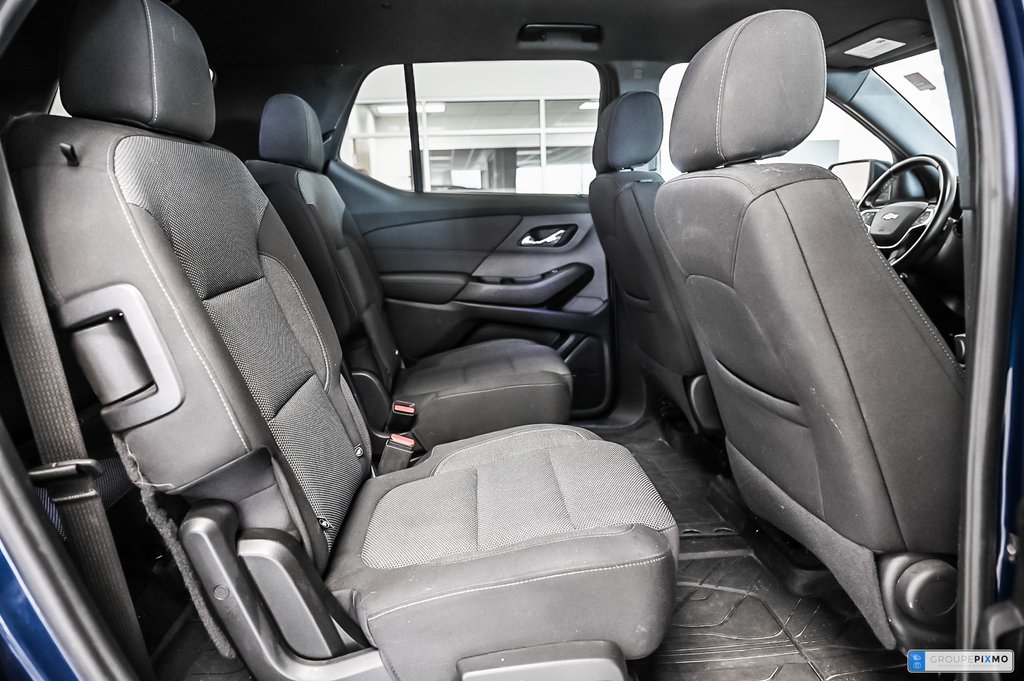 Chevrolet Traverse LT | AWD | V6 3.6L | SIÈGES CHAUFFANTS | CARPLAY | 2023 à Brossard, Québec - 29 - w1024h768px