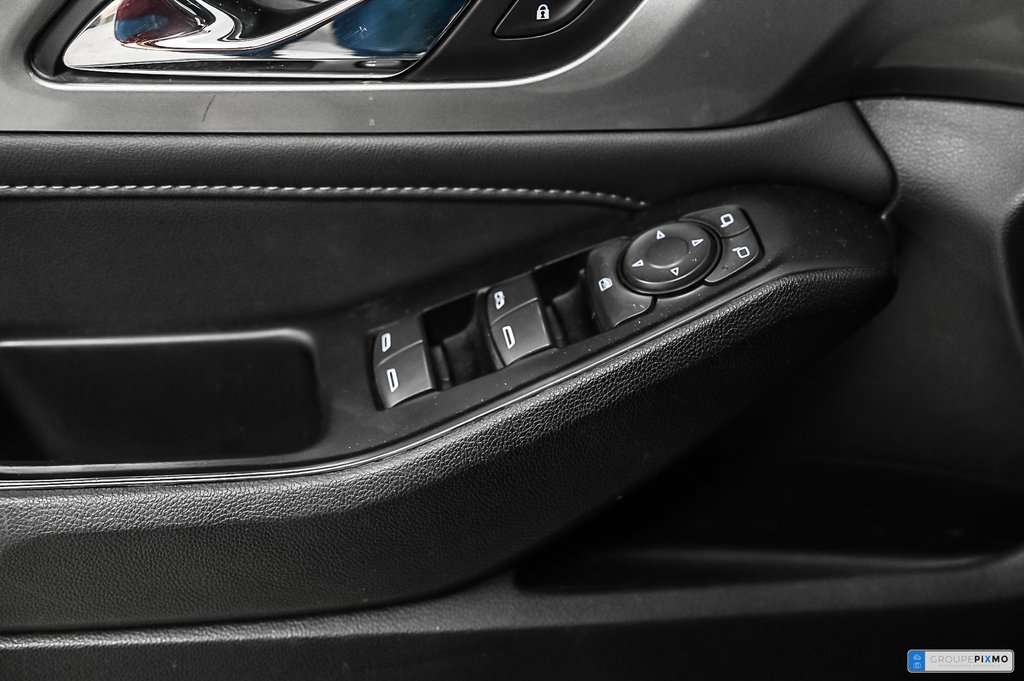 Chevrolet Traverse LT | AWD | V6 3.6L | SIÈGES CHAUFFANTS | CARPLAY | 2023 à Brossard, Québec - 22 - w1024h768px