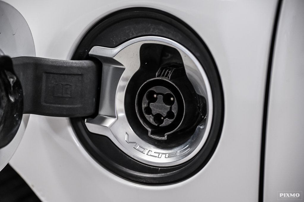 2012 Chevrolet Volt PHEV 56KM | CUIR | NAVIGATION | CAMÉRA | in Brossard, Quebec - 14 - w1024h768px