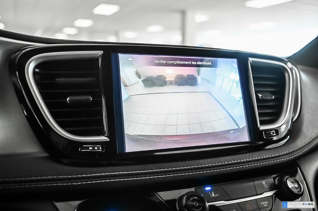 Chrysler Pacifica Hybrid  2022 à Brossard, Québec - 26 - w1024h768px