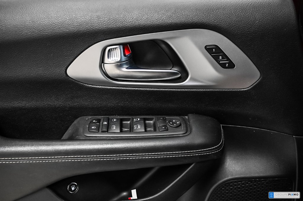 Chrysler Pacifica Hybrid  2022 à Brossard, Québec - 21 - w1024h768px