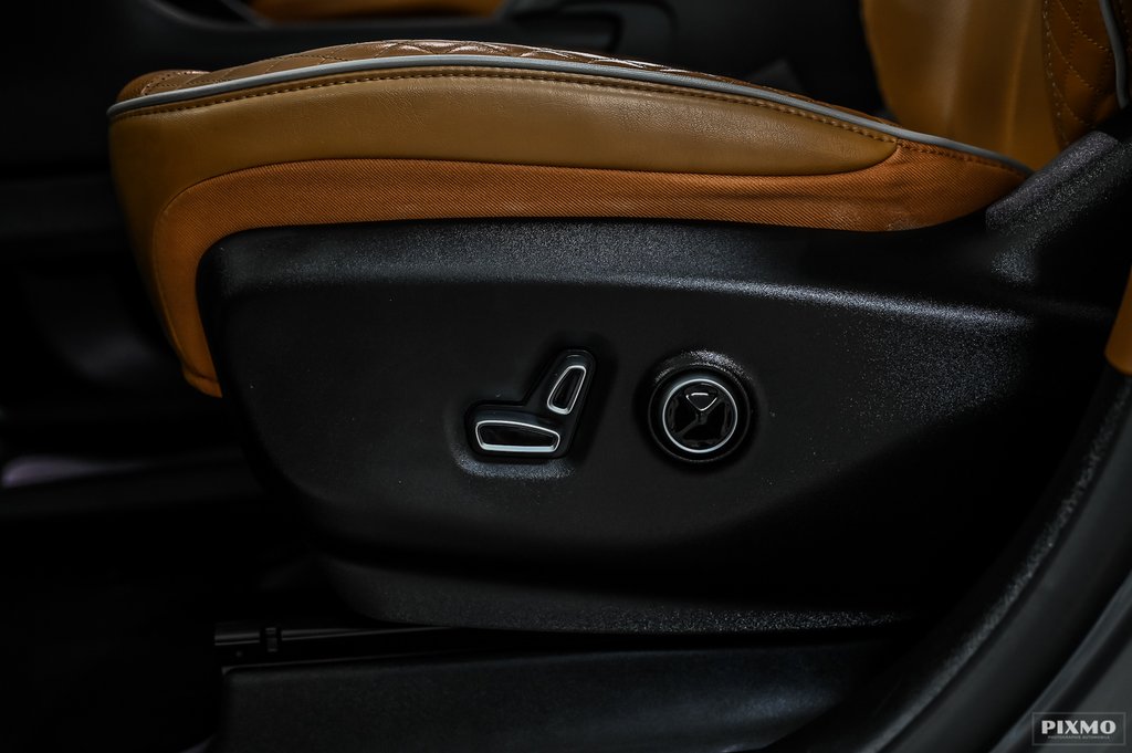 2023 Chrysler Pacifica Hybrid in Brossard, Quebec - 23 - w1024h768px