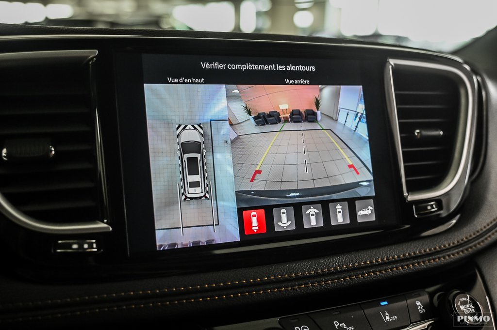 2023 Chrysler Pacifica Hybrid in Brossard, Quebec - 27 - w1024h768px