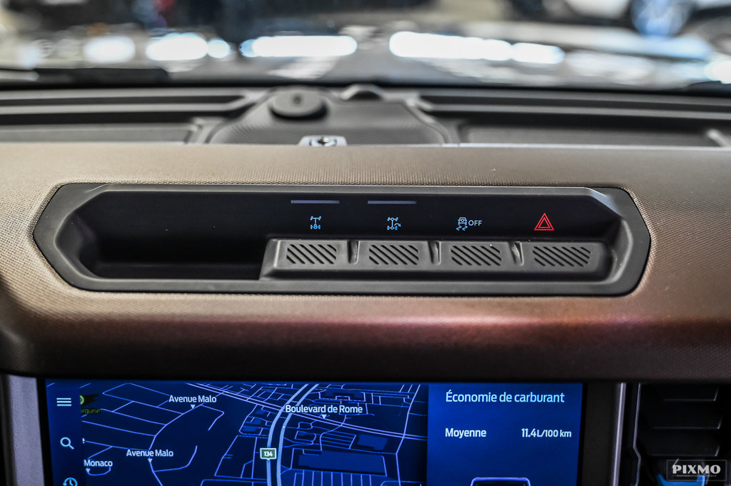 2022 Ford Bronco in Brossard, Quebec - 25 - w1024h768px