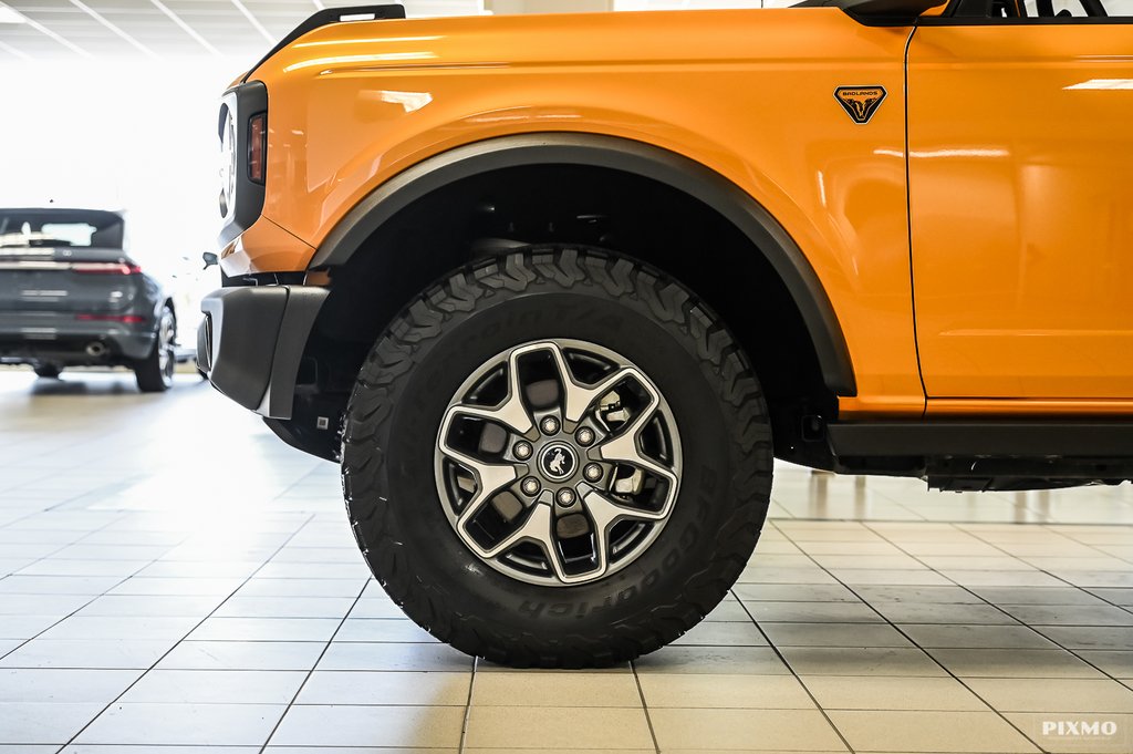 Ford Bronco BADLANDS | MANUELLE | 332A | 2.3L | 2022 à Brossard, Québec - 14 - w1024h768px