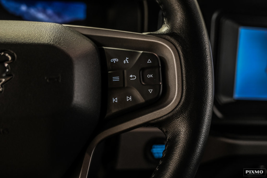 2023 Ford Bronco in Brossard, Quebec - 17 - w1024h768px