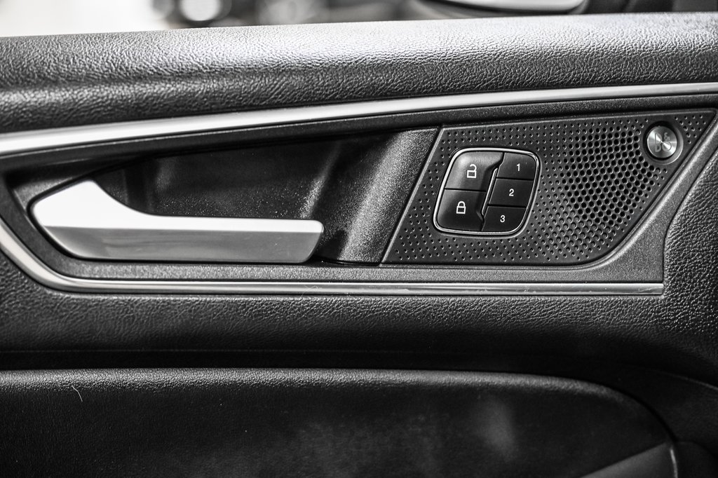 2022 Ford Edge ST | AWD | 401A | V6 2.7 | TOIT PANO | VOL CHAUFF in Brossard, Quebec - 22 - w1024h768px