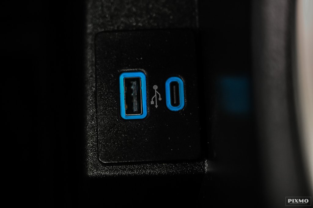 2024 Ford Edge ST-LINE | AWD | TOIT PANO | TOW PACK | COPILOT360 in Brossard, Quebec - 28 - w1024h768px