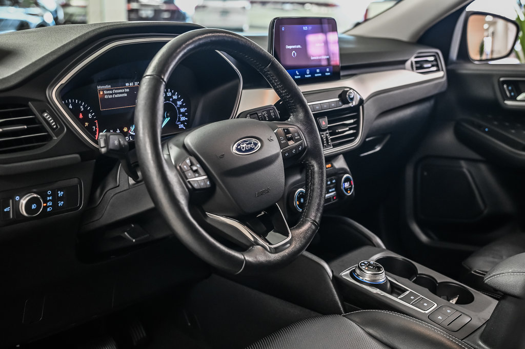 2020 Ford Escape in Brossard, Quebec - 14 - w1024h768px