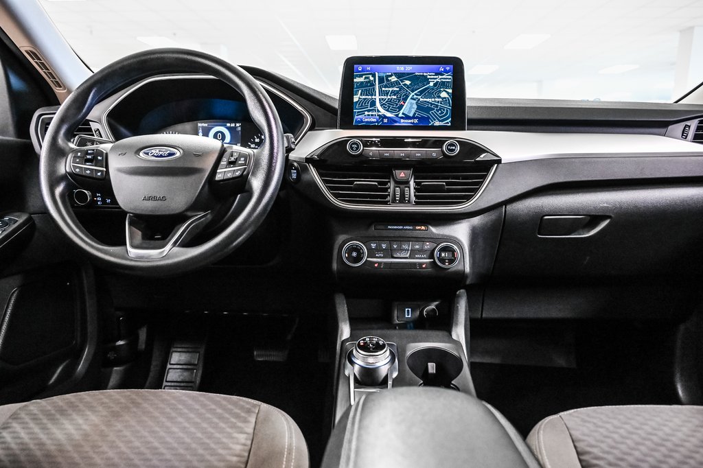 2020 Ford Escape SE AWD | CRUISE ADAPT. | SIEGES CHAUF. | CARPLAY | in Brossard, Quebec - 31 - w1024h768px