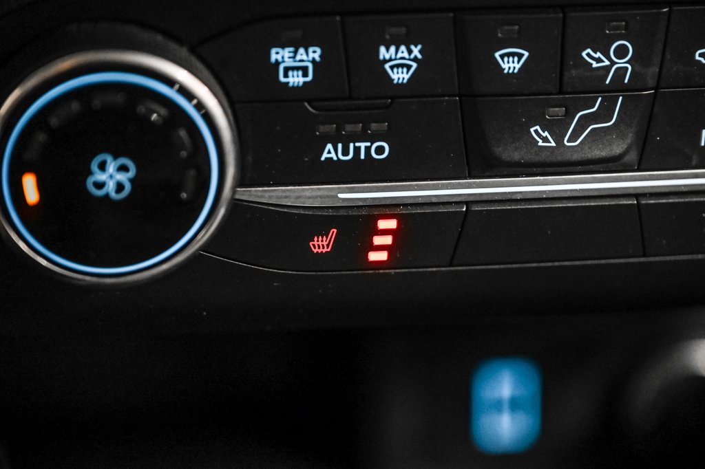 2020 Ford Escape SE AWD | CRUISE ADAPT. | SIEGES CHAUF. | CARPLAY | in Brossard, Quebec - 26 - w1024h768px