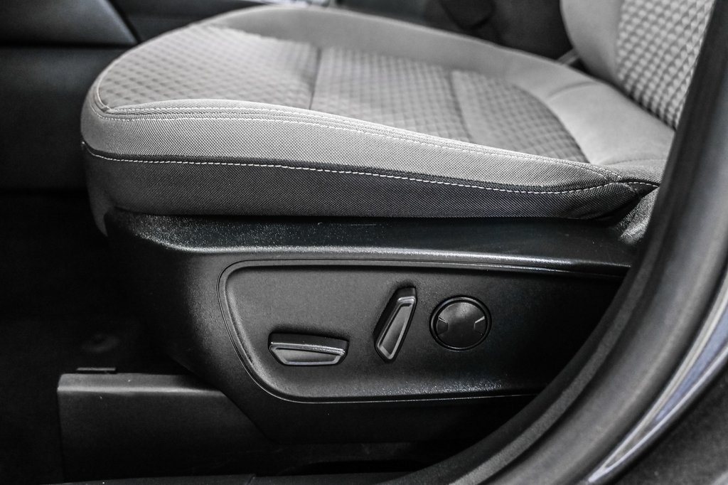 2020 Ford Escape SE AWD | CRUISE ADAPT. | SIEGES CHAUF. | CARPLAY | in Brossard, Quebec - 21 - w1024h768px