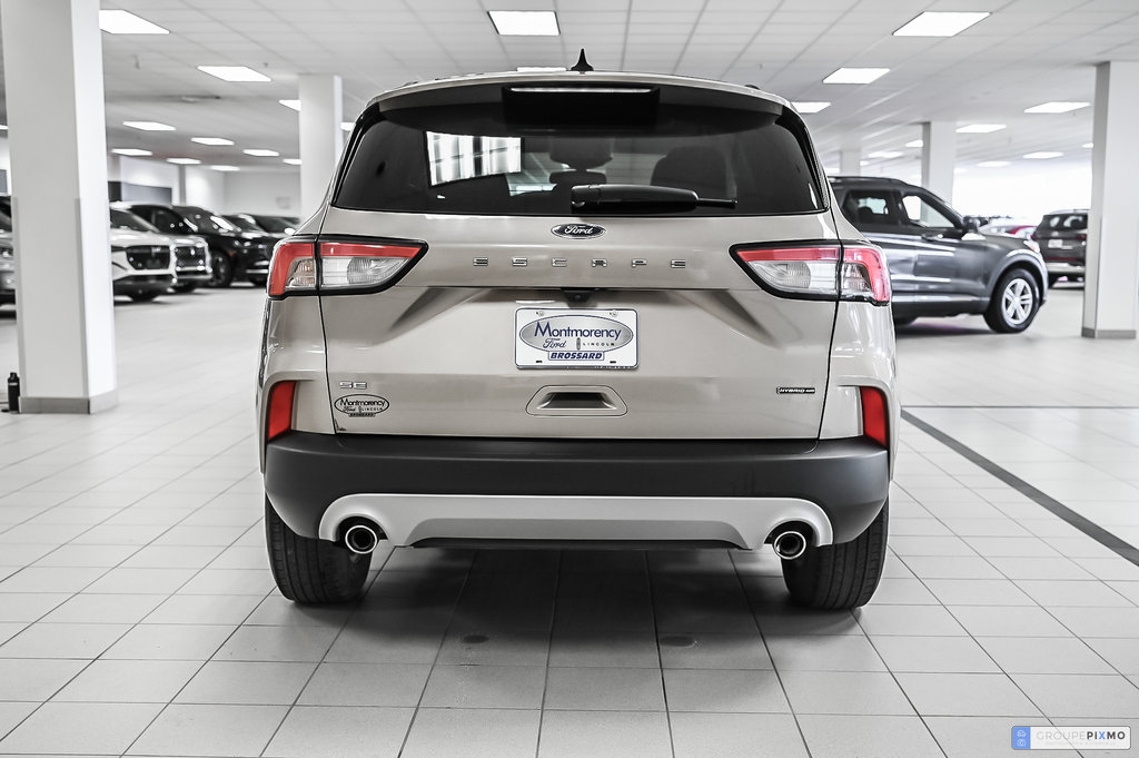 2021 Ford Escape in Brossard, Quebec - 10 - w1024h768px