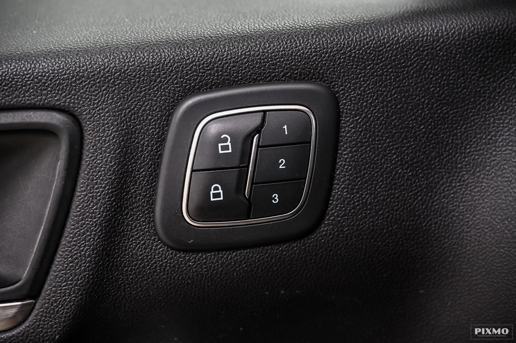 Ford Escape  2021 à Brossard, Québec - 22 - w1024h768px
