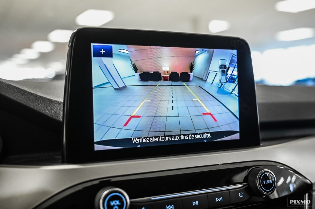2021 Ford Escape SEL Plug-In Hybrid | 60KM | NAV | CUIR | CARPLAY | in Brossard, Quebec - 24 - w1024h768px