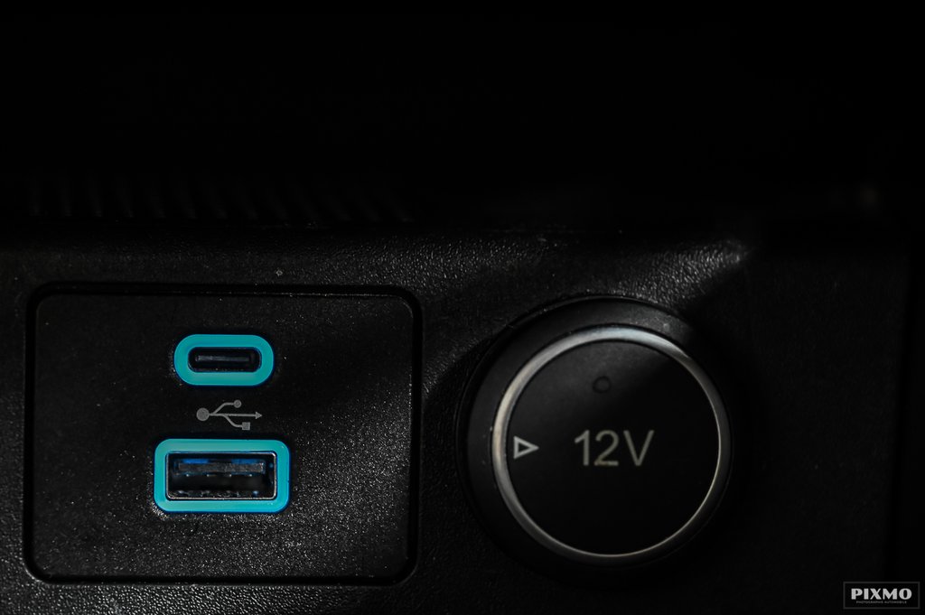 2021 Ford Escape SEL Plug-In Hybrid | 60KM | NAV | CUIR | CARPLAY | in Brossard, Quebec - 27 - w1024h768px