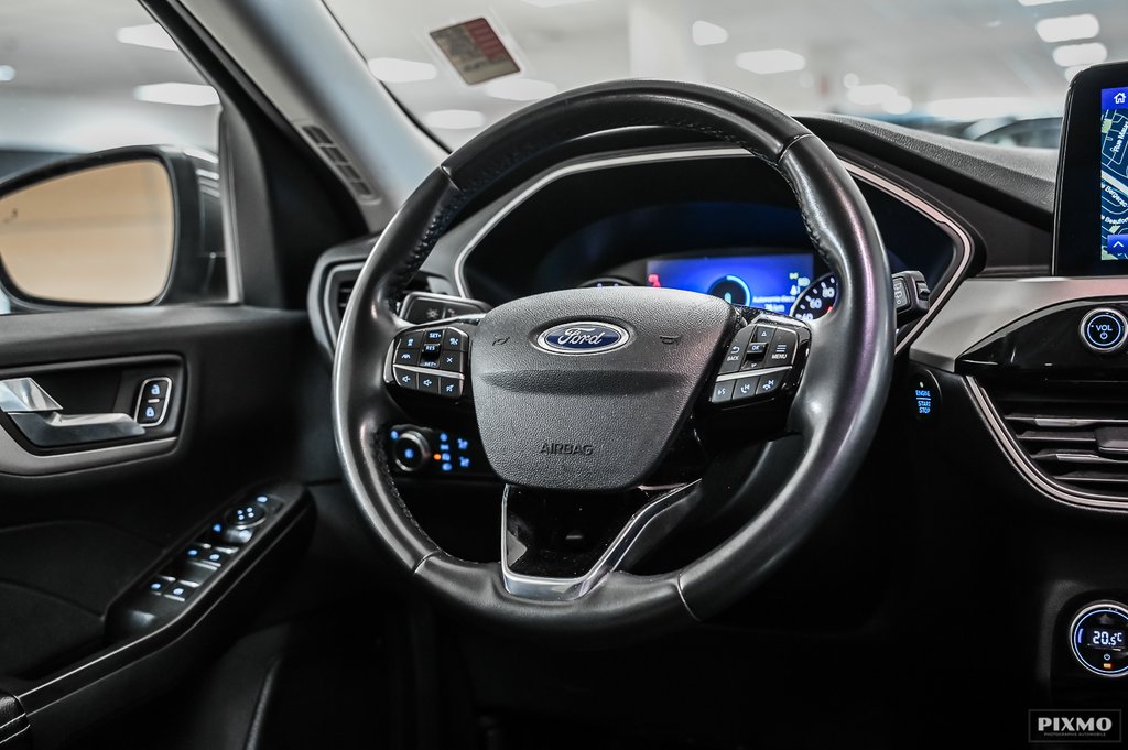 2021 Ford Escape SEL Plug-In Hybrid | 60KM | NAV | CUIR | CARPLAY | in Brossard, Quebec - 30 - w1024h768px